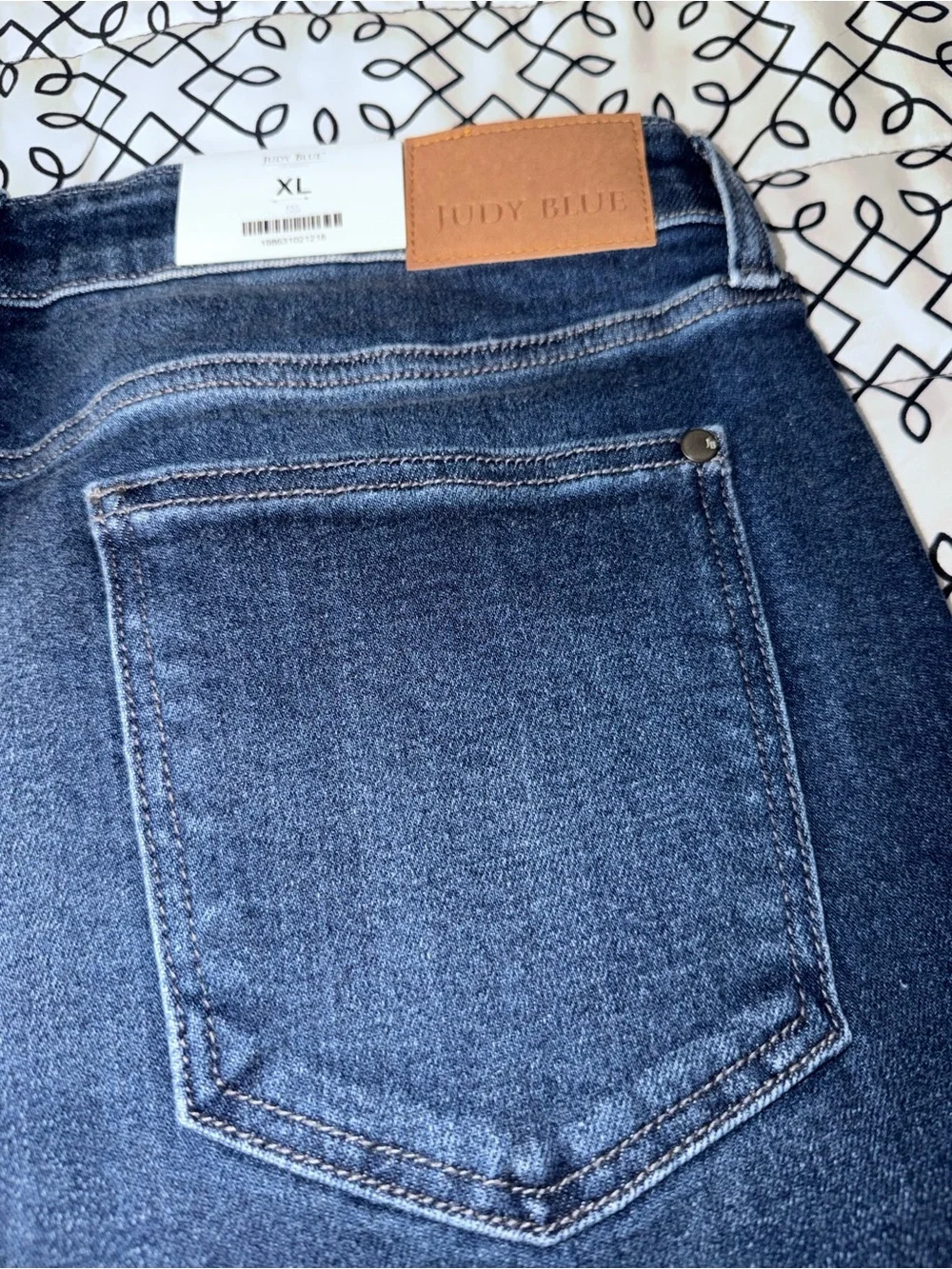 Judy Blue Mid Rise Dark Blue Denim Bermuda Shorts - Picture 6 of 8